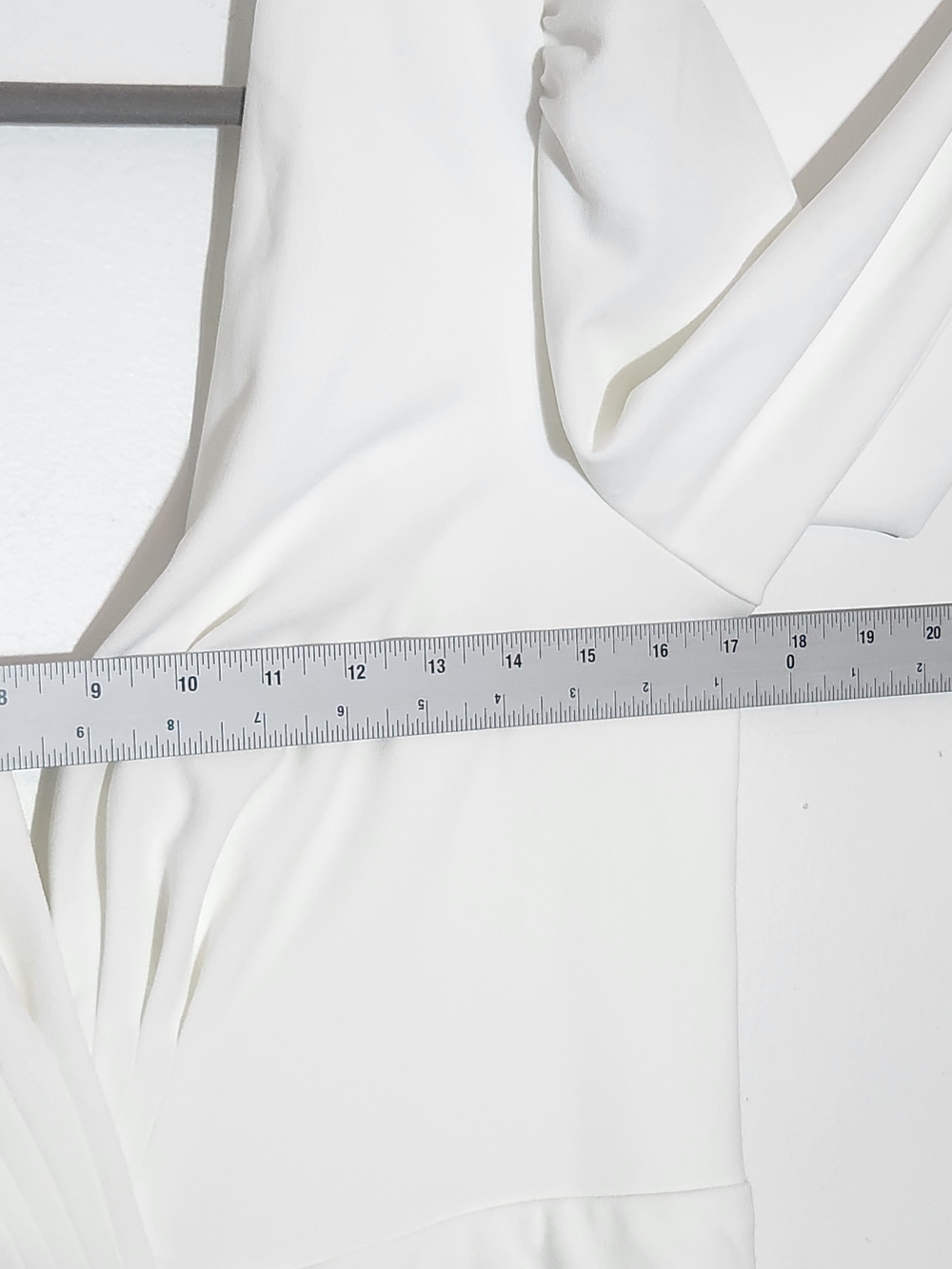 Lulus White Long Sleeve Mermaid Wedding Dress with Deep V-Neck Size XL - Picture 8 of 11